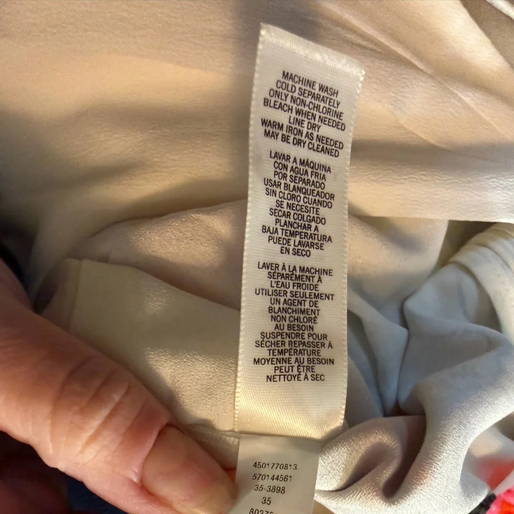 White House Black Market Floral V-Neck Catalina  Dress - Picture 6 of 6